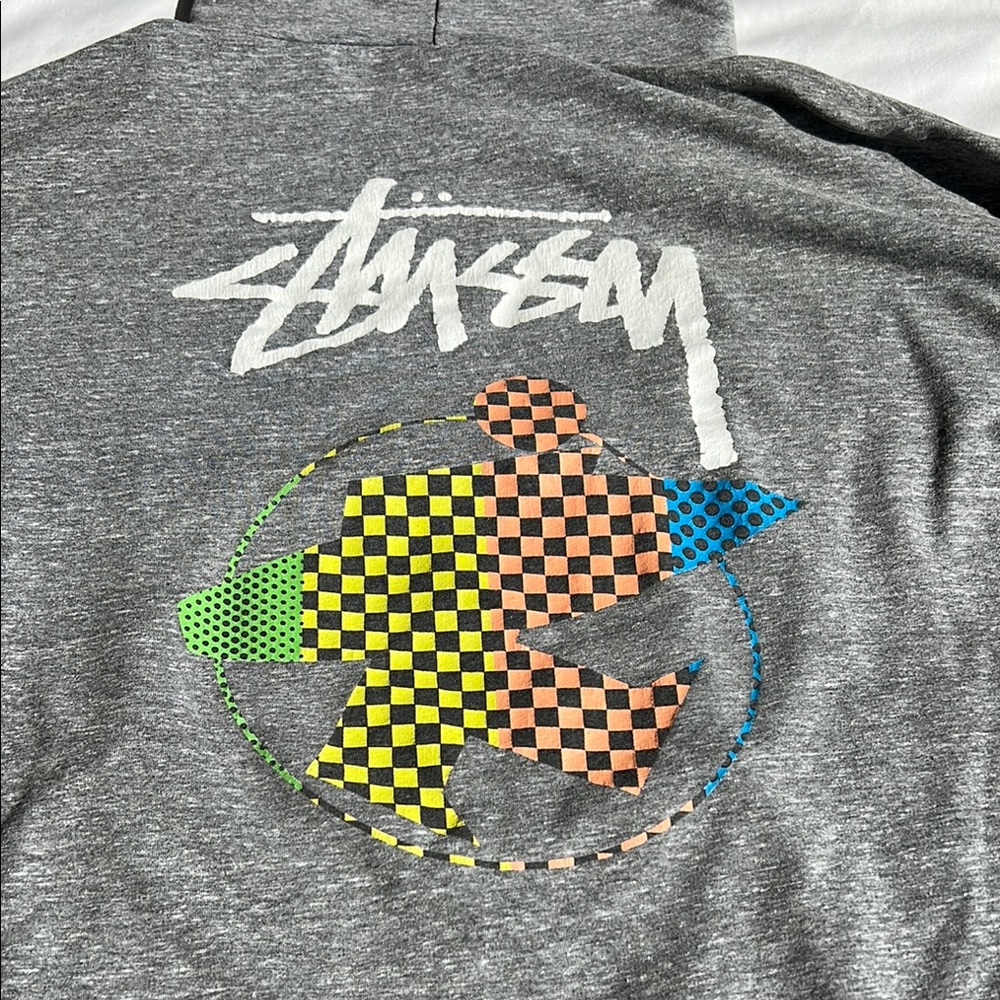 Stussy Gray Hoodie with Vibrant Graphic - Picture 3 of 8